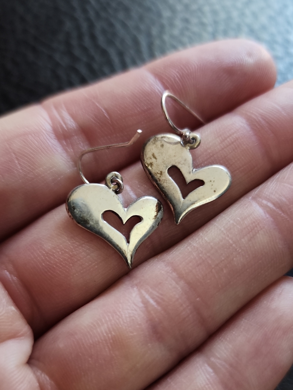 Sterling Silver Heart Cutout Dangle Earrings - Silver